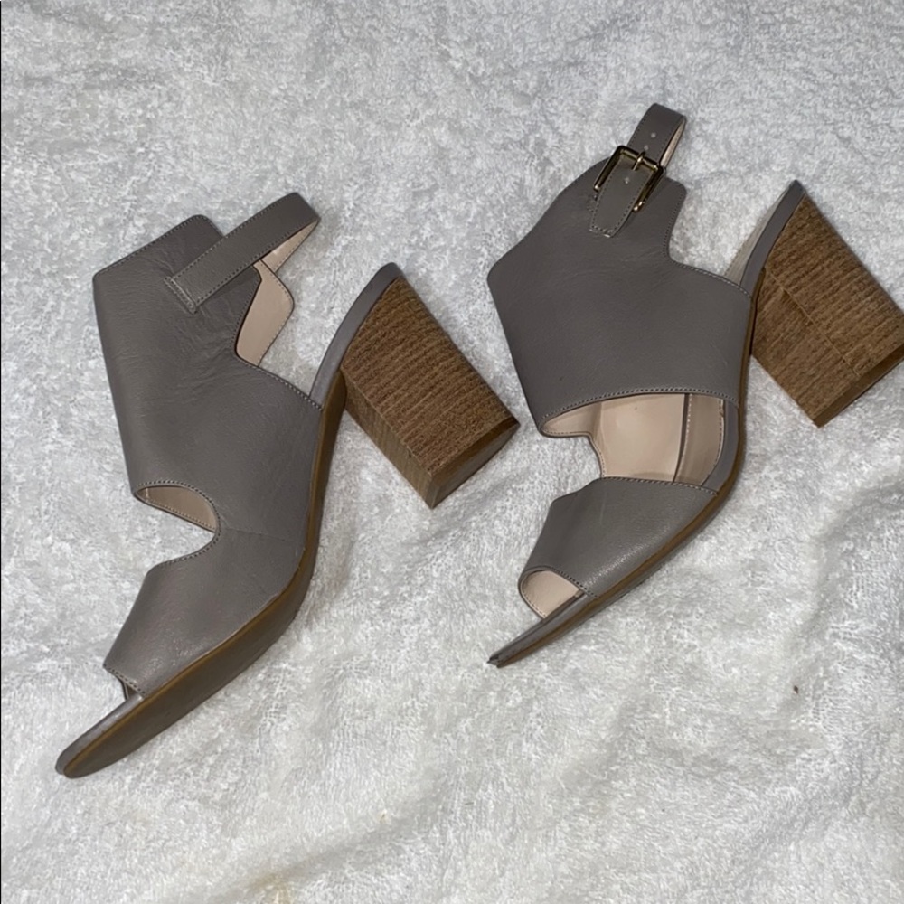 Cole Haan Kathlyn Sandal GREY SIZE 10